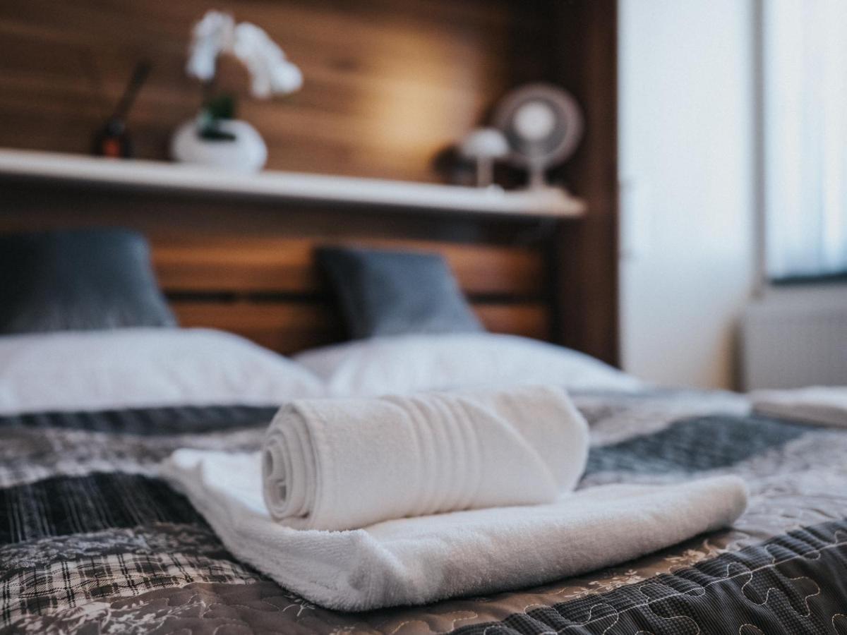 Hotel Horse Riding - Jezdecky Areal Tršice Eksteriør billede