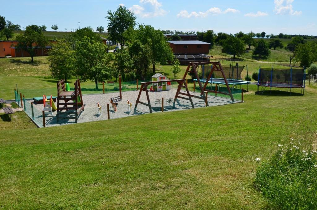 Hotel Horse Riding - Jezdecky Areal Tršice Eksteriør billede
